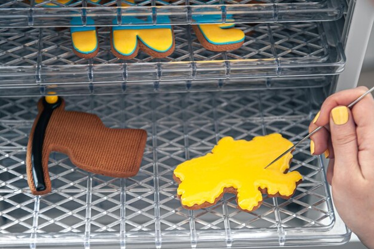 Málo kdo ví: jak běžná sóda vyčistí mastné skvrny z trouby efektivněji než chemie