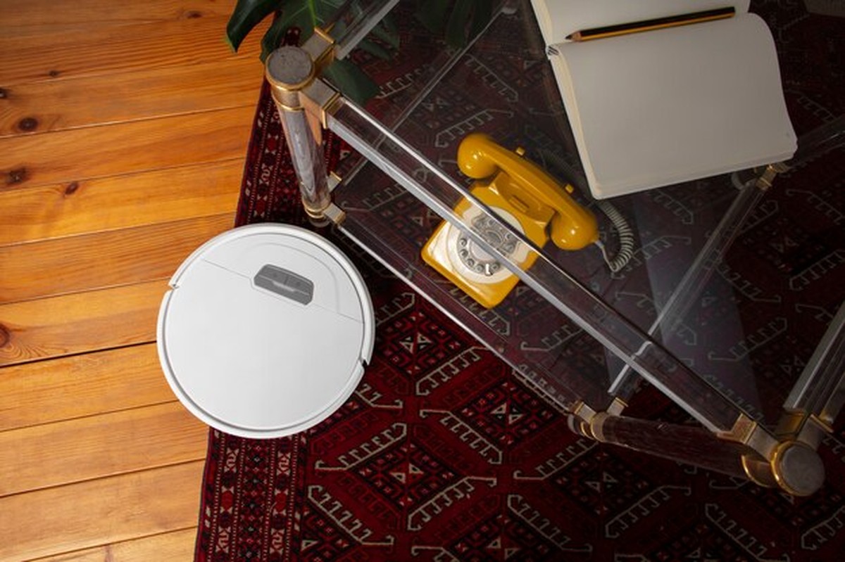 Srovnání starého a nového: Proč je moderní úklid podlah efektivnější než dříve