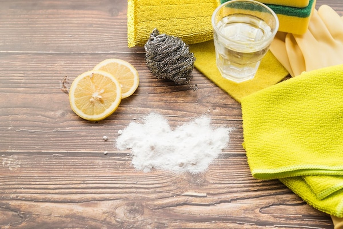 Co se stane, když položíte sůl na koberec: Odstraní vlhkost a špinavé skvrny