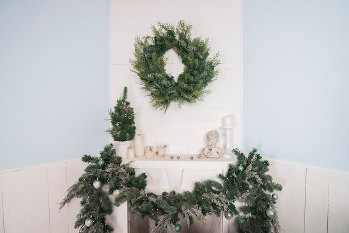 Minimalizmus u stromku: čím míň ozdob, tím víc klidu na očích - image 1